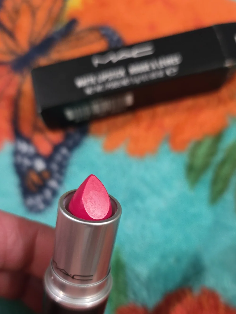 MAC Cosmetics good kisser